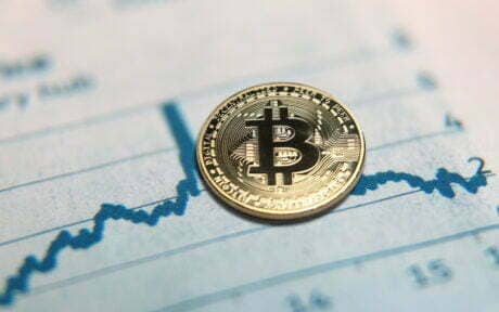 Bitcoin Breaks Above $44K, Can Bulls Push Price To Next Level?
